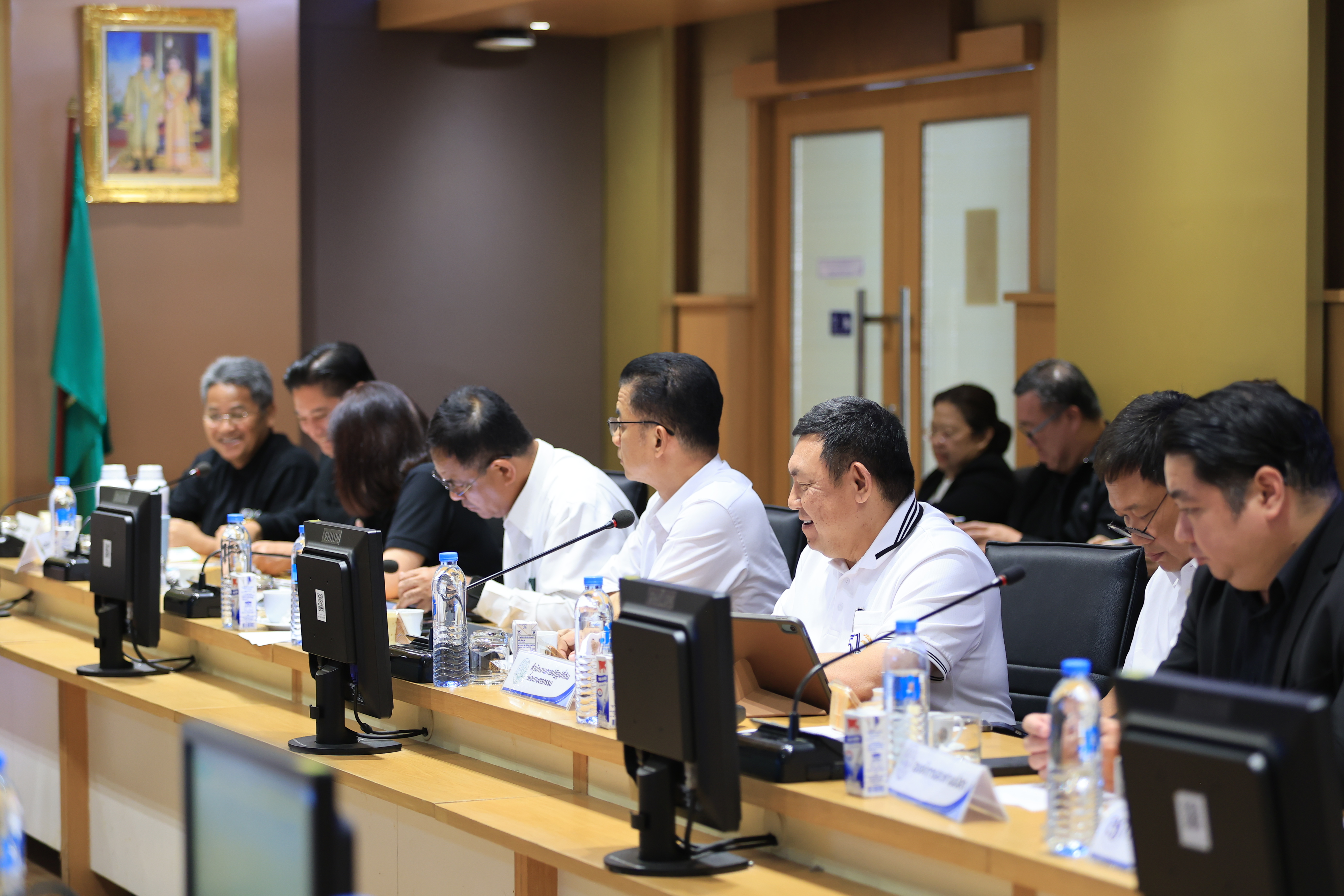 title - ส.ป.ก. ร่วมประชุมหารือแนวทางการรับมือผลกระทบจากสถานการณ์การสู้รบในภูมิภาคตะวันออกกลาง